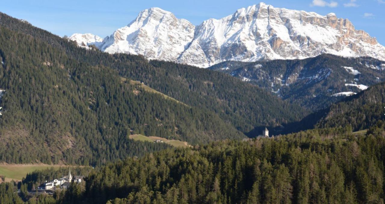 Ciasa Funtanies Sas Dla Crusc Lägenhet San Martino in Badia Exteriör bild